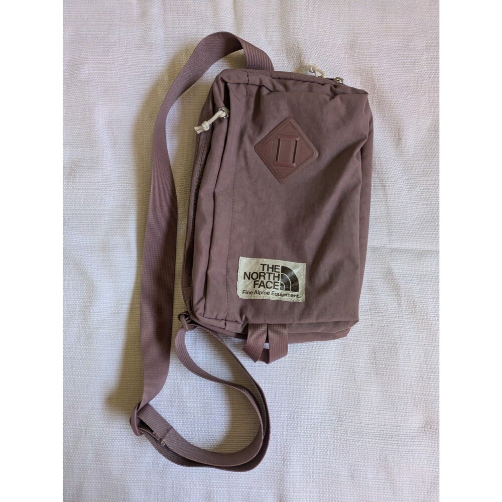 North Face New Berkeley Crossbody Bag In Mauve Purple